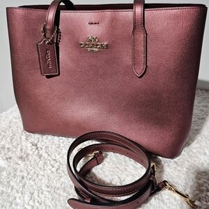 Coach Avenue Carryall Purse Bag Tote Mettalic Wine